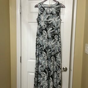 Sleeveless Petite Maxi Dress